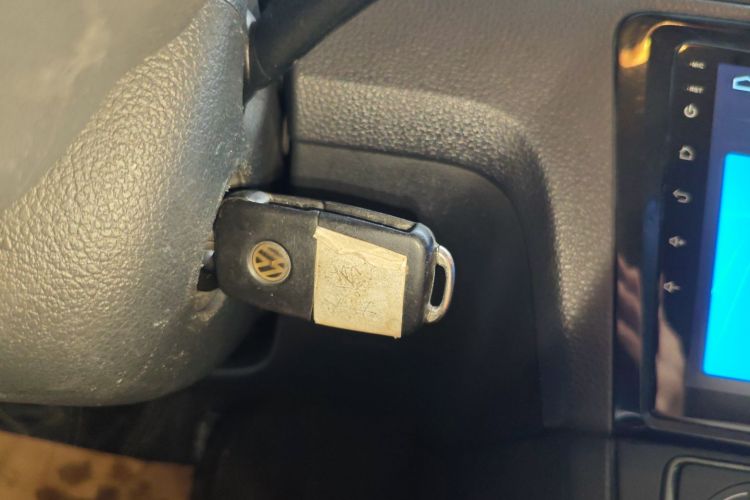 大众 桑塔纳 2016款 1.6L 自动风尚版中控内饰11