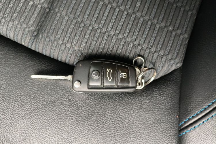 奥迪A3 2018款 30周年年型 Limousine 35 TFSI 时尚型中控内饰11