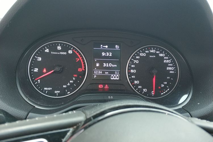 奥迪Q2L 2022款 35 TFSI 进取致雅型局部细节14