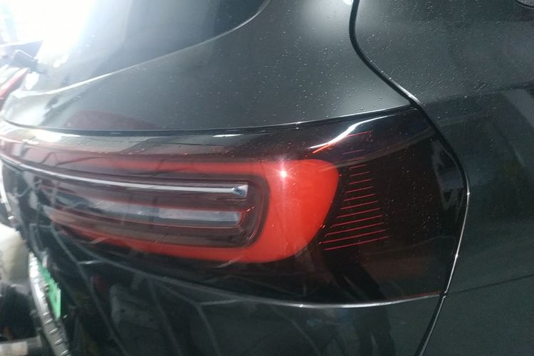 鸿蒙智行 问界M7 2022款 1.5T 后驱舒适版车身外观9