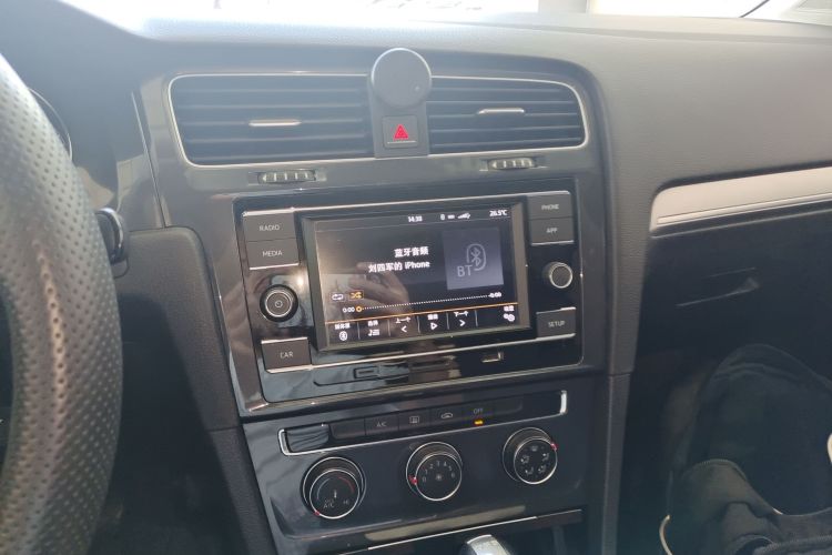 大众 高尔夫 2018款 230TSI 自动舒适型局部细节16