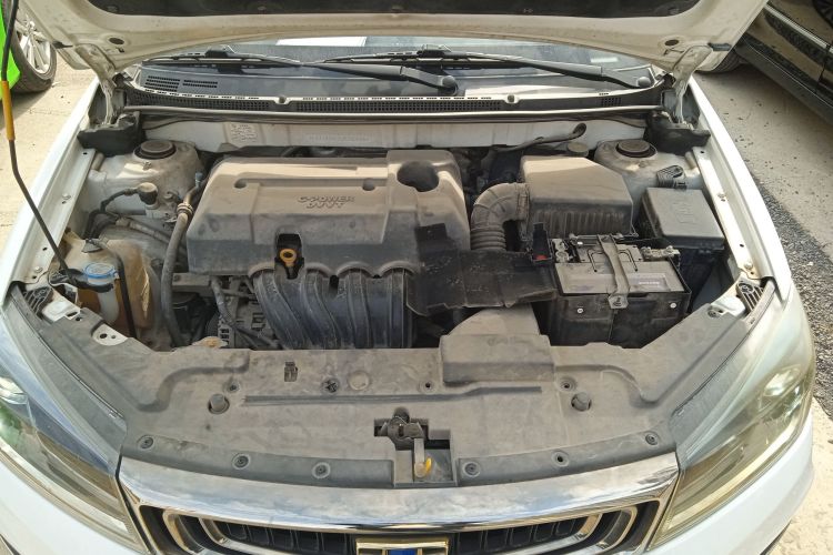 吉利汽车 帝豪 2018款 1.5L CVT向上互联版机舱底盘24