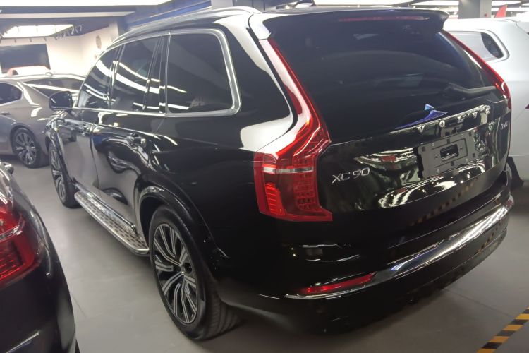沃尔沃XC90 2023款 B6 智雅豪华版 7座车身外观6003