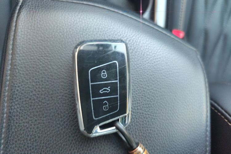 大众 帕萨特新能源 2020款 430PHEV 混动豪华版 国VI中控内饰7001