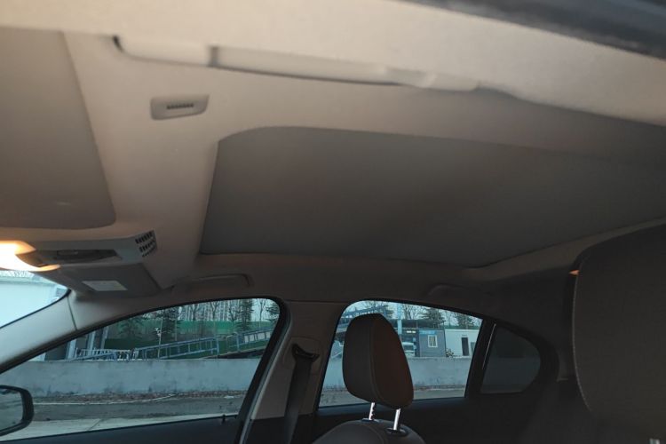 宝马1系 2022款 120i M运动曜夜版局部细节22