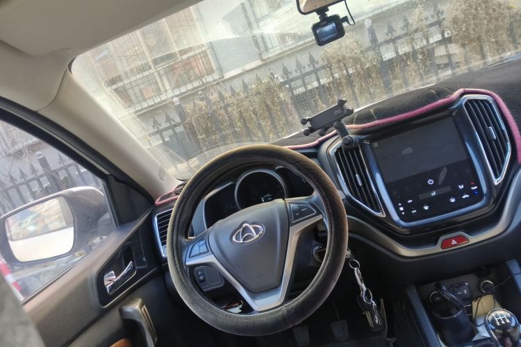 长安欧尚CX70 2016款 1.6L 手动豪华型中控内饰13