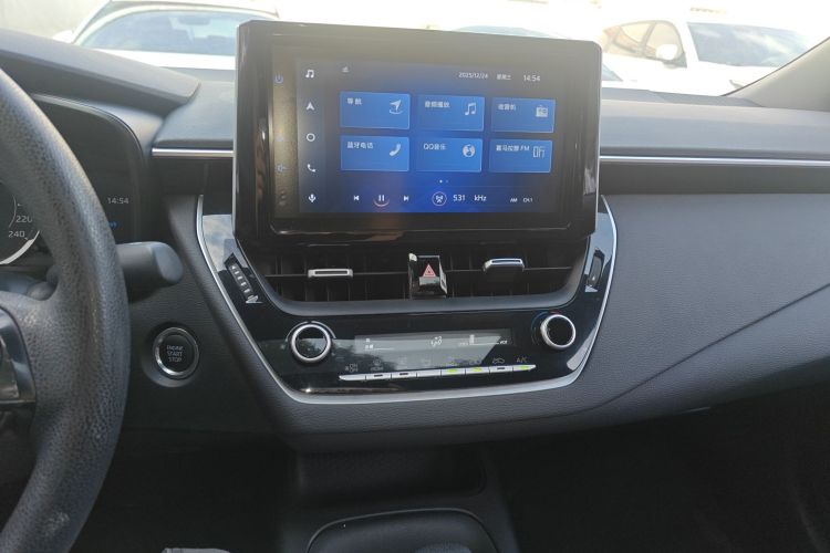 丰田 雷凌 2021款 185T CVT豪华版中控内饰16