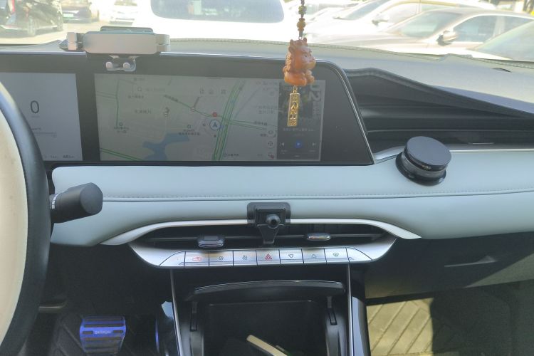 启辰大V DD-i 2023款 60km iD版中控内饰16