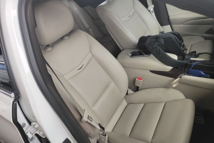 凯迪拉克XTS 2016款 28T 技术型局部细节41