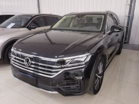 大众 途锐 2021款 3.0TSI 锐享版 经典运动套装