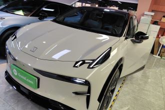 极氪X 2025款 四座后驱魔方版