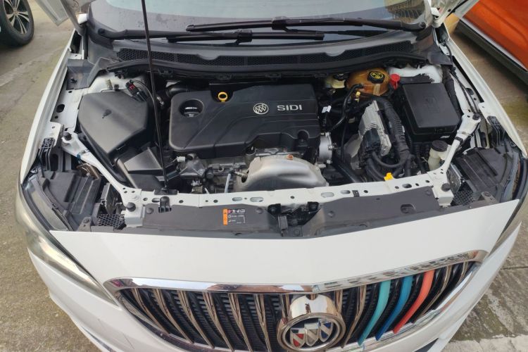 别克 威朗 2017款 三厢 15S 自动进取型局部细节24