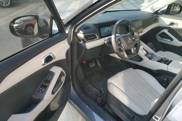 比亚迪 元UP 2024款  401KM 活力版中控内饰7003