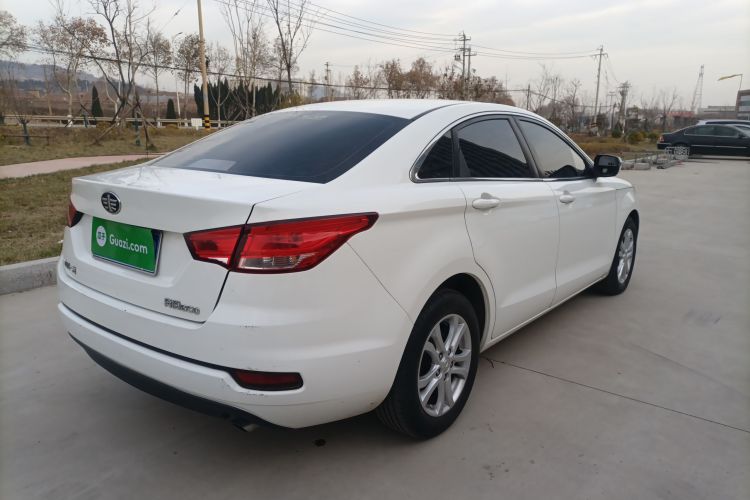 奔腾B50 2016款 1.6L 手动技术型车身外观7