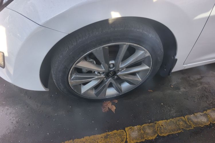 现代 朗动 2015款 1.6L 自动领先型车身外观6007