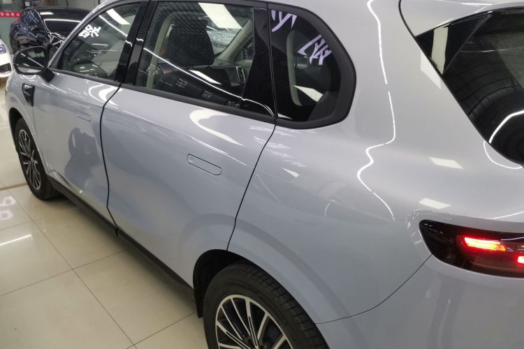 零跑汽车 零跑B10 2025款 510舒享版车身外观4