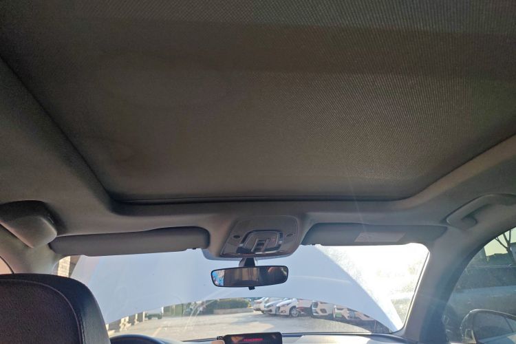 奥迪A4L 2018款 30周年年型 45 TFSI quattro 个性运动版中控内饰22