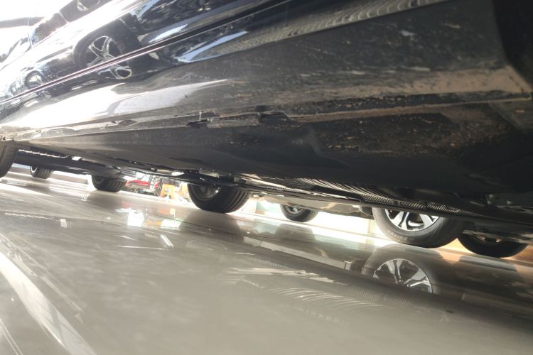 奥迪A6L 2025款 改款 45 TFSI 臻选动感型局部细节9001