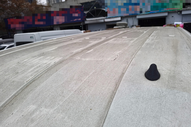 福特 全顺 2017款 2.0T柴油多功能商用车短轴中顶国V局部细节57