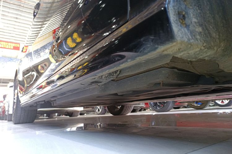 丰田 凯美瑞 2024款 双擎 2.0HS 运动版局部细节9001