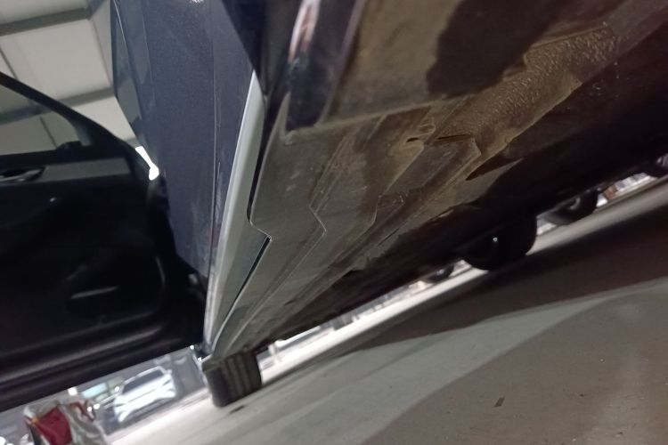 吉利汽车 星瑞 2025款 东方曜 2.0TD 望月版局部细节9002