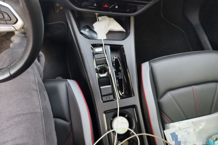 大众 2022款 凌渡L 280TSI DSG炫辣版中控内饰18