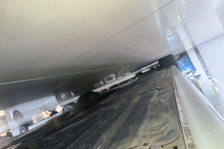 宝马3系 2017款 320Li 时尚型局部细节9002