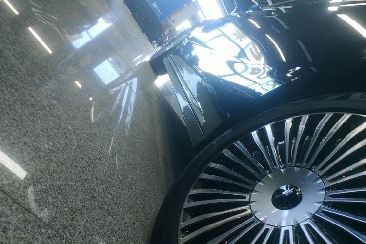 岚图汽车 岚图梦想家 2025款 PHEV 四驱卓越鲲鹏版局部细节9002