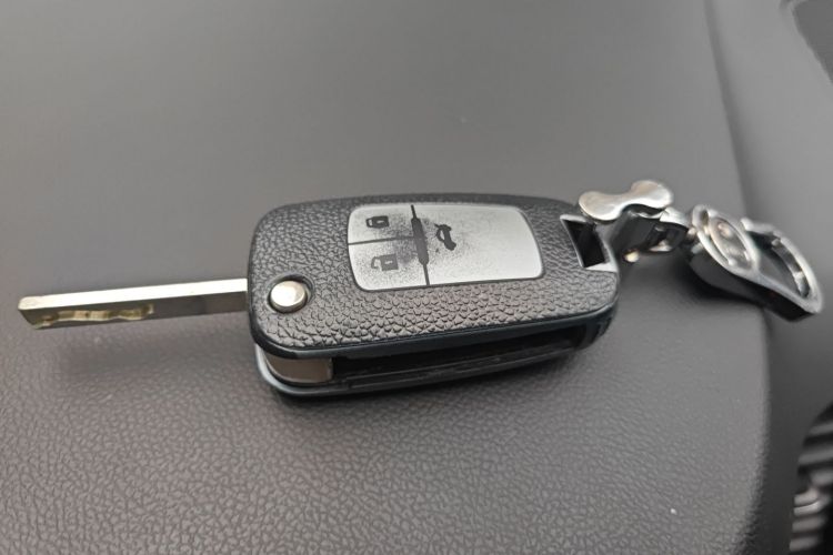 别克 英朗 2021款 典范 1.5L 自动精英型中控内饰11