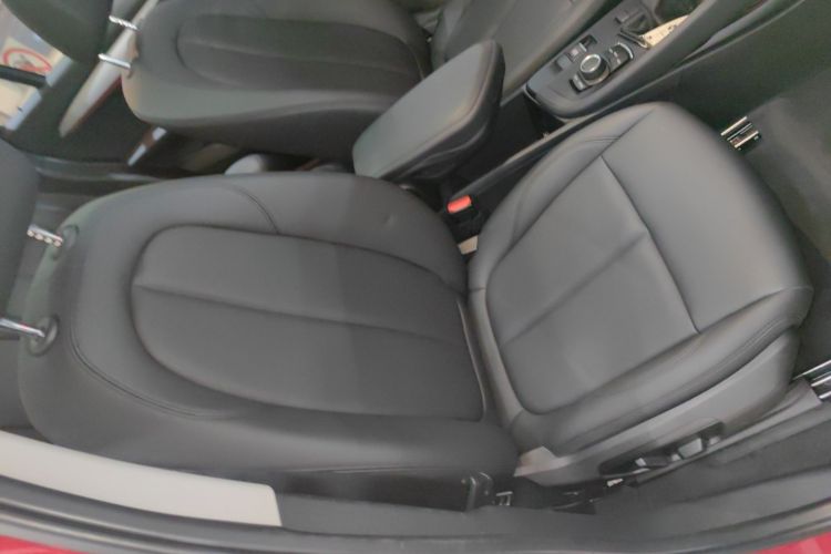 宝马X1 2019款 sDrive18Li 时尚型局部细节41