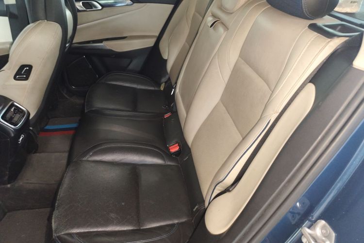 领克01 2019款 2.0T 两驱耀Pro版 国VI中控内饰21