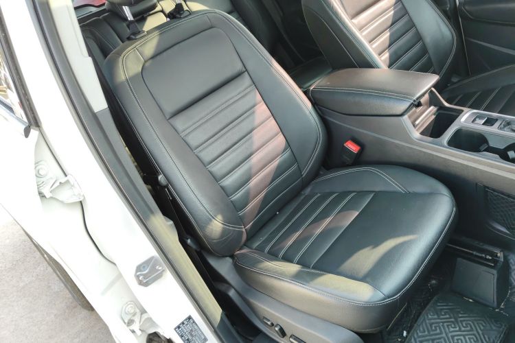 福特 翼虎 2017款 EcoBoost 180 两驱豪翼型局部细节41