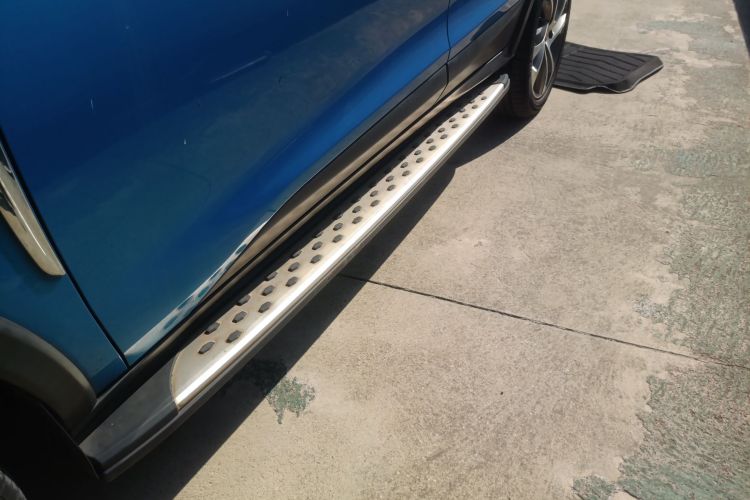 比亚迪 元 2016款 1.5L 手动尊贵型局部细节9002