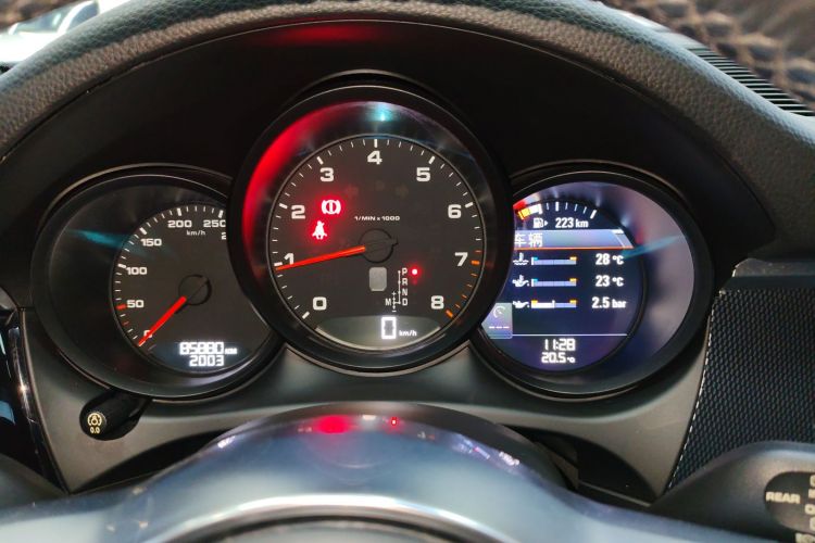 保时捷 2017款  Macan 2.0T中控内饰14