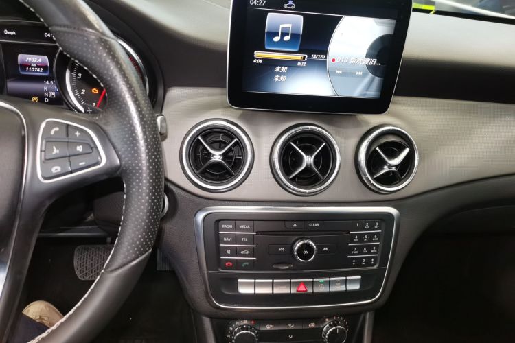 奔驰CLA 2017款 改款 CLA 200 动感型局部细节16