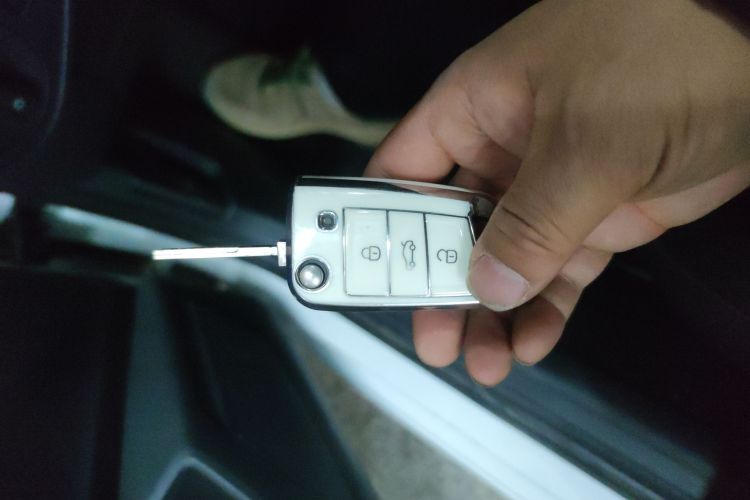 大众 Polo 2023款 Plus 1.5L 自动纵情乐活版中控内饰7001