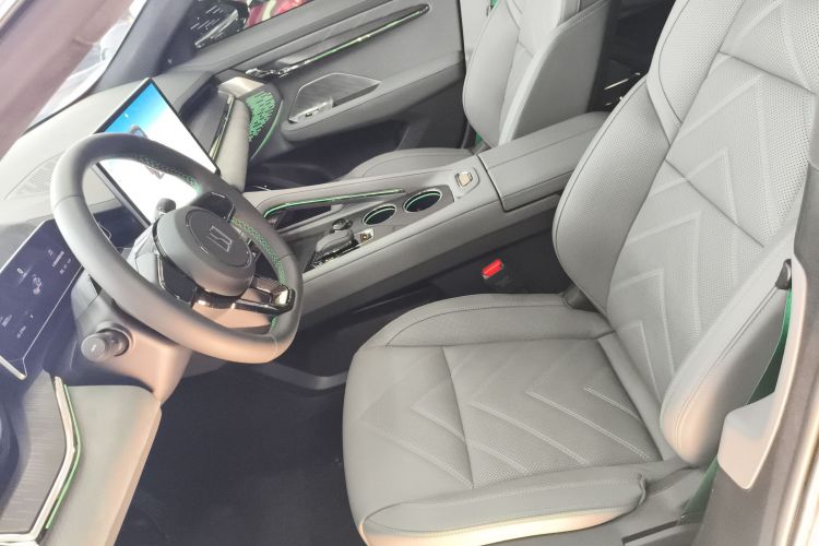 极氪001 2023款 WE版 100kWh局部细节19