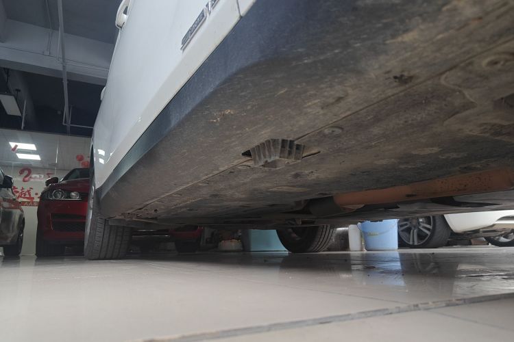 宝马X1 2015款 sDrive18i 时尚晋级版局部细节9001