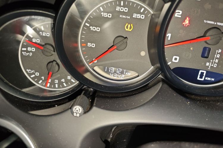 保时捷 2014款 Cayenne Platinum Edition 3.0T中控内饰15