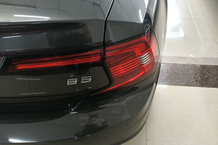 沃尔沃S90 2021款 B5 智逸豪华版车身外观6006