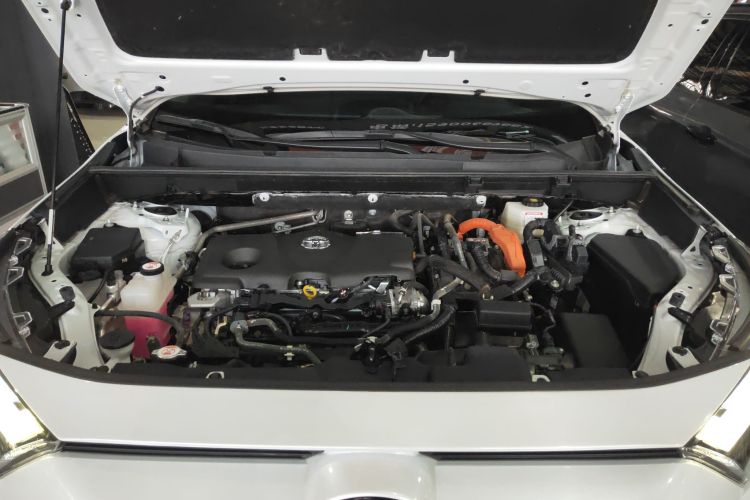 丰田 RAV4荣放 2023款 双擎 2.5L E-CVT四驱精英Plus版机舱底盘24