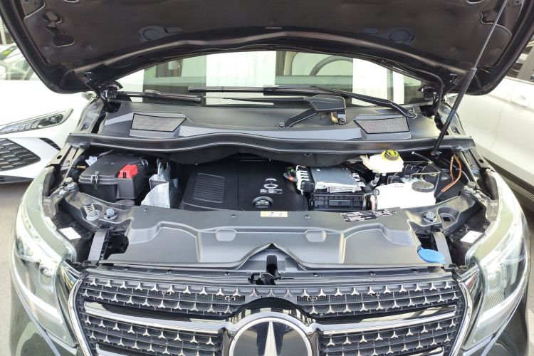 奔驰V级 2024款 V 300 L 长轴距尊贵版局部细节24