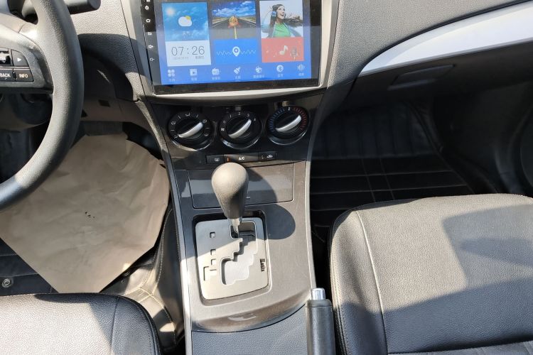 马自达3星骋 2015款 三厢 1.6L 自动精英型中控内饰18