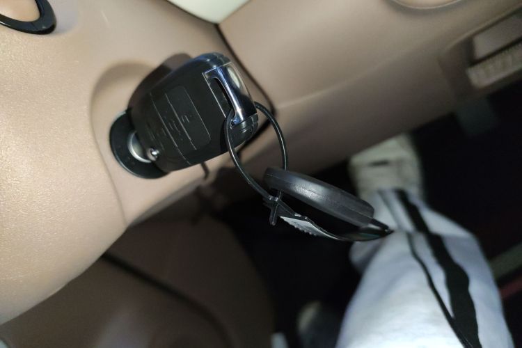 五菱汽车 宏光MINIEV 2025款 四门版 进阶款中控内饰11