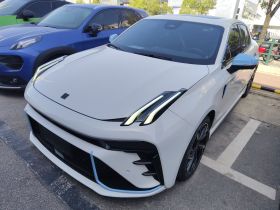 领克03 2023款 2.0TD DCT王者荣耀定制版