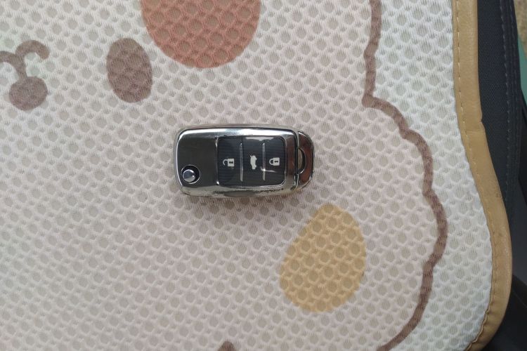 长安启源 长安Lumin 2022款 210km 香甜款中控内饰11