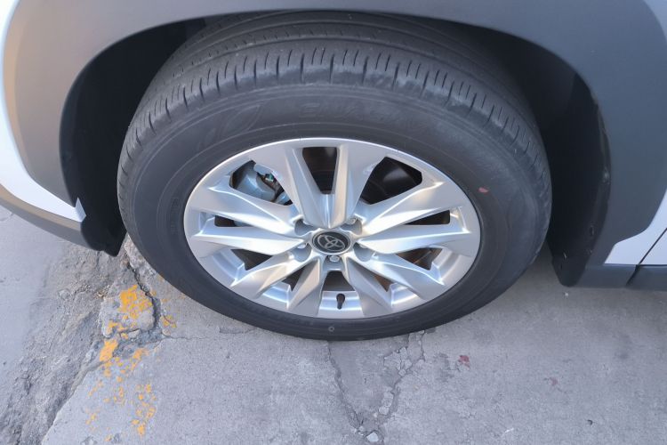 丰田 卡罗拉锐放 2023款 2.0L 精英版车身外观6007