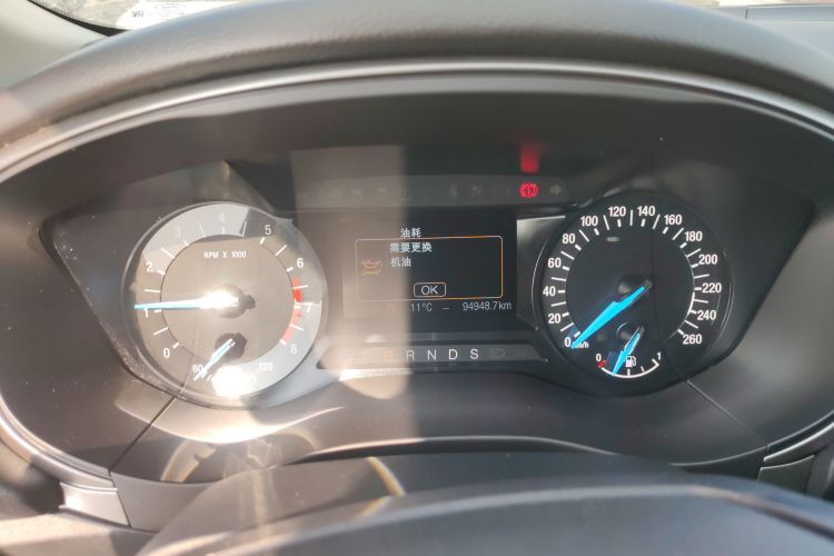 福特 蒙迪欧 2020款 EcoBoost 200 时尚型局部细节14