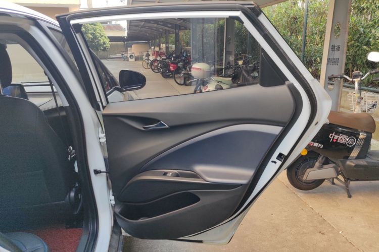 别克 微蓝6 2024款 450km 出行版中控内饰7006