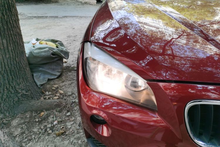 宝马X1 2014款 sDrive18i 时尚型车身外观8